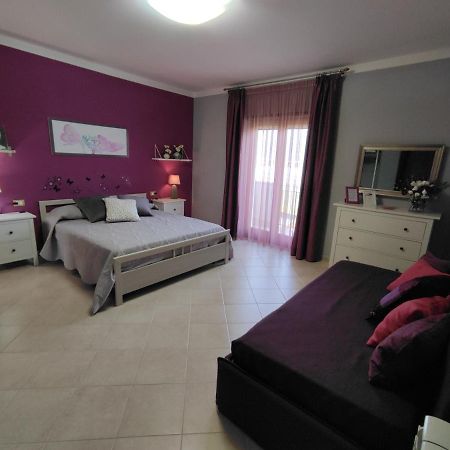 Il Giardino Delle Zagare Bed & Breakfast ฟอนดี ภายนอก รูปภาพ