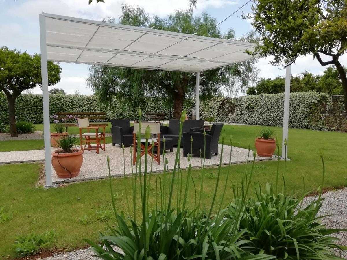Il Giardino Delle Zagare Bed & Breakfast ฟอนดี ภายนอก รูปภาพ