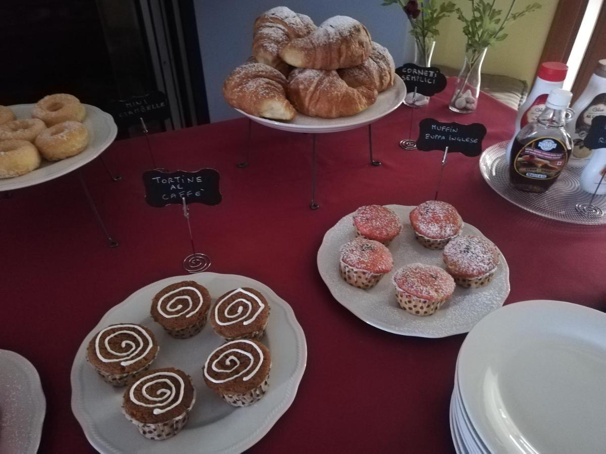 Il Giardino Delle Zagare Bed & Breakfast ฟอนดี ภายนอก รูปภาพ